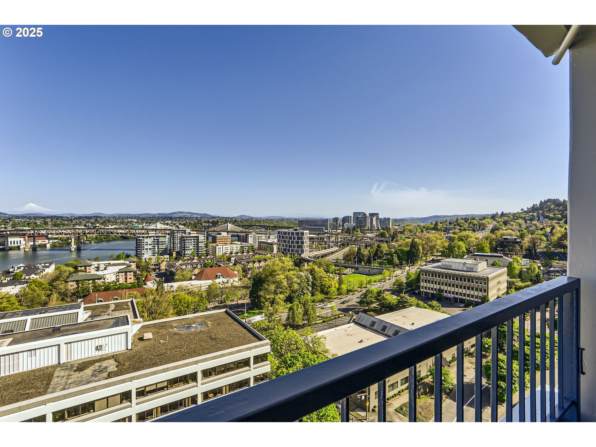 111 Southwest Harrison Street, Unit 16H Portland, OR 97201 - Photo 9 of 38 Deck