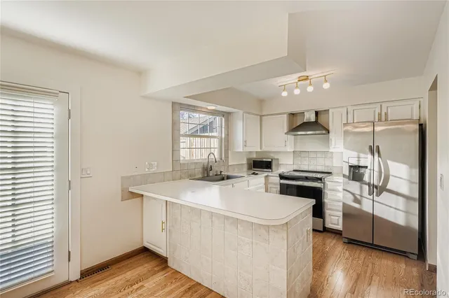 $2,695 | 9112 East Amherst Drive, Unit B, Denver, CO 80231