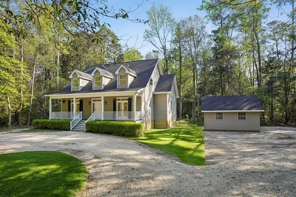 $535,000 | 9 Glen Loop, Covington, LA 70435