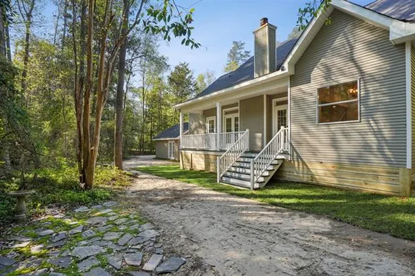 $535,000 | 9 Glen Loop, Covington, LA 70435