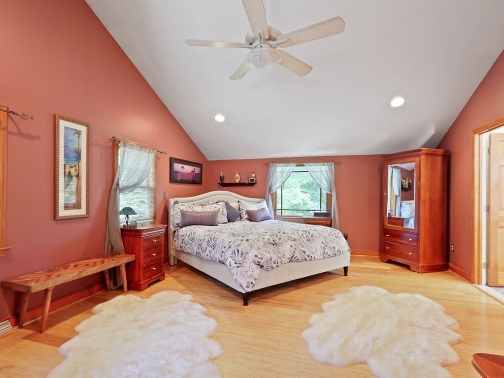 11 Highgate Road Wayland, MA 01778 - Photo 14 of 32