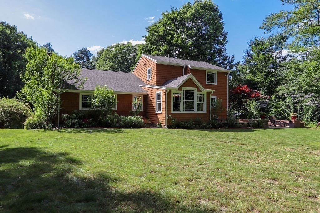 11 Highgate Road Wayland, MA 01778 - Photo 28 of 32