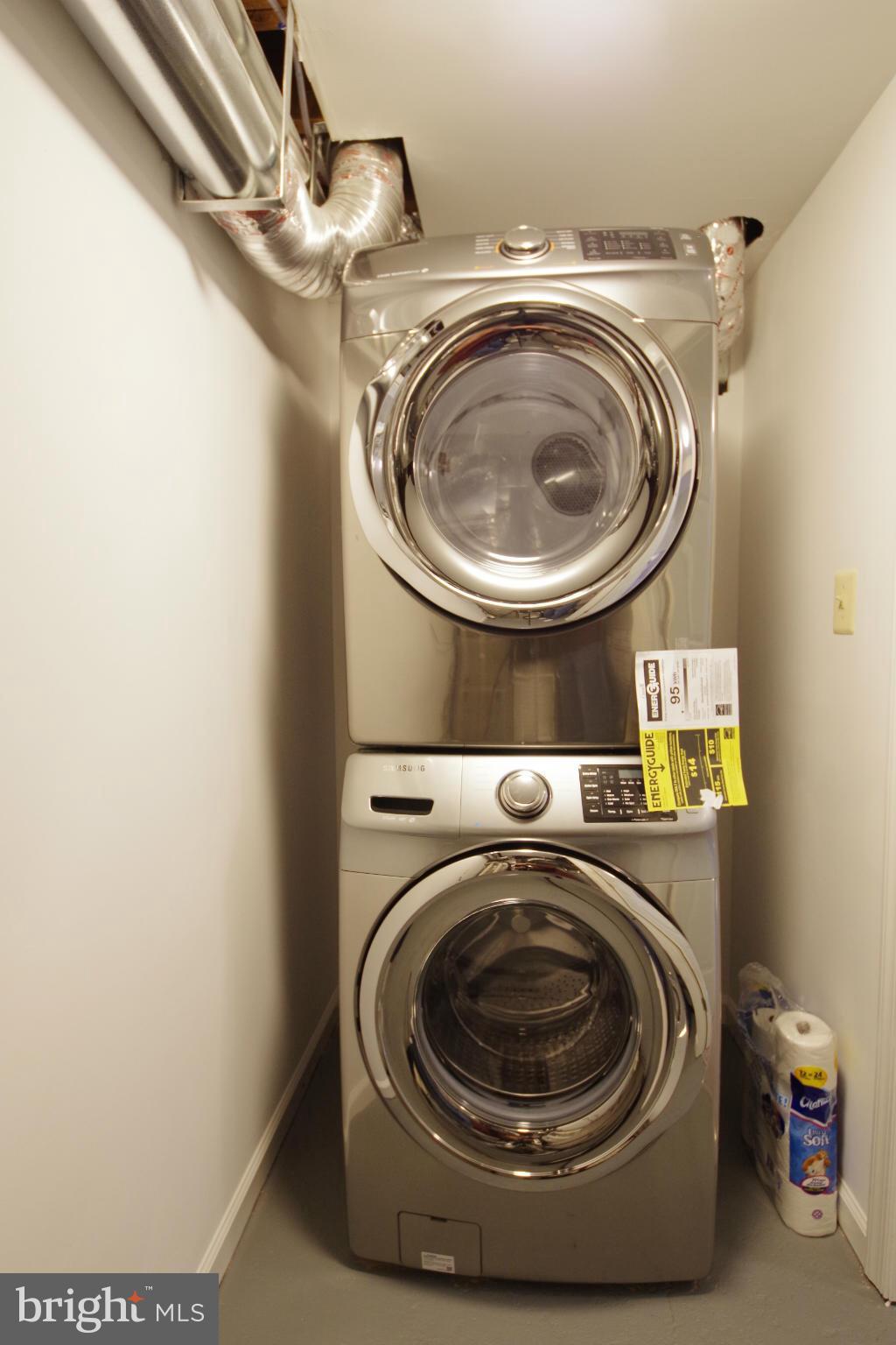 11505 Dewey Road Silver Spring, MD 20906 - Photo 29 of 29 a utility room with dryer and washer