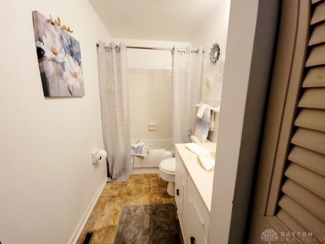 2943 Derr Road Springfield, OH 45503 - Photo 13 of 25 Gallery Image 13