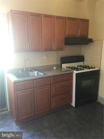 $1,250 | 4025 Green Street, Philadelphia, PA 19104