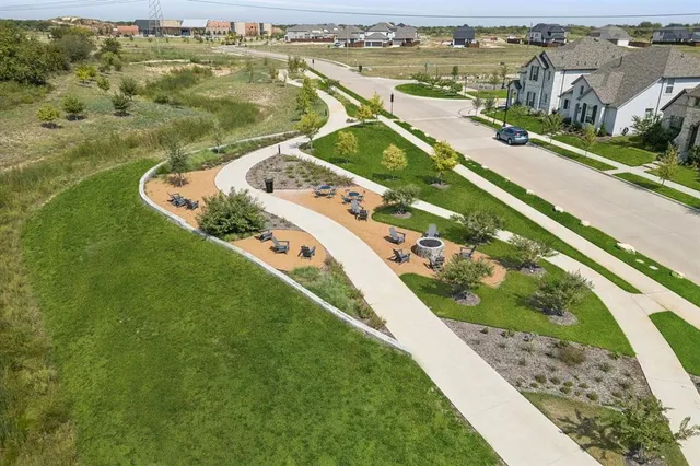 $474,900 | 1009 Goldenrod Drive, Crowley, TX 76036