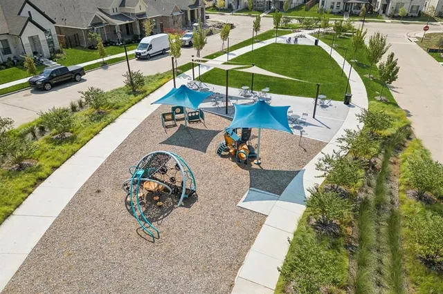 $474,900 | 1009 Goldenrod Drive, Crowley, TX 76036