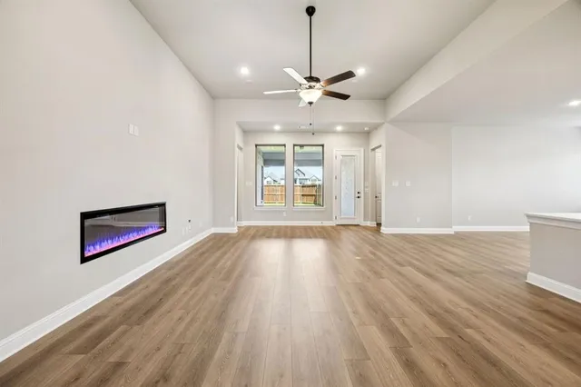 $474,900 | 1009 Goldenrod Drive, Crowley, TX 76036