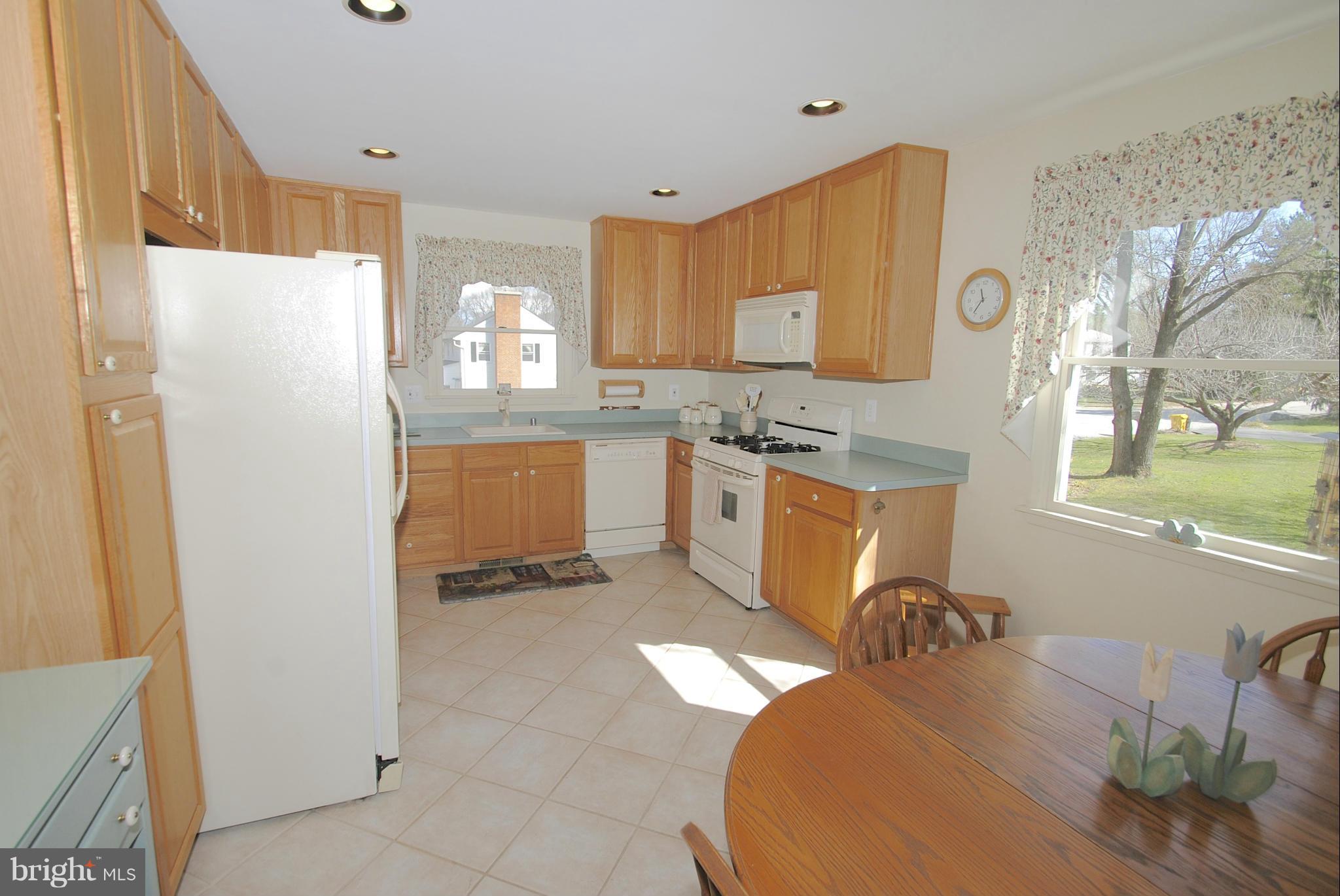 193 Doncaster Road Arnold, MD 21012 - Photo 4 of 30 Kitchen