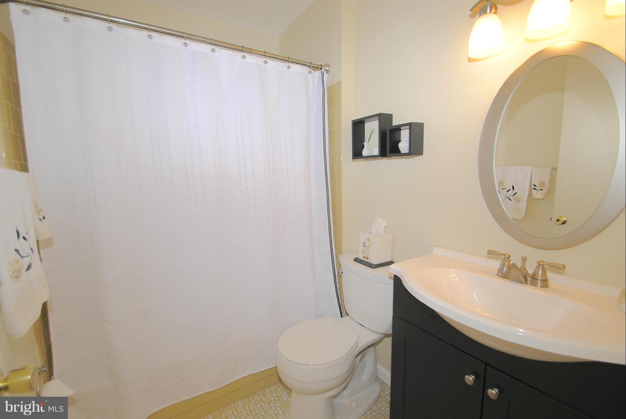 193 Doncaster Road Arnold, MD 21012 - Photo 9 of 30 Bath