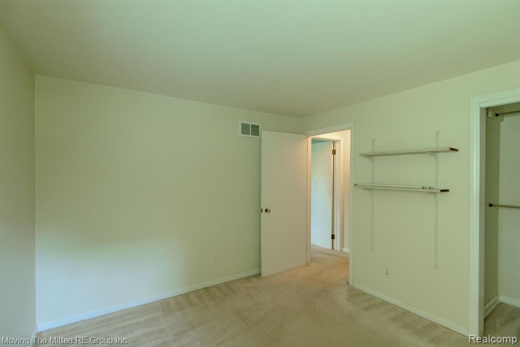 46470 Bemis Road Belleville, MI 48111 - Photo 25 of 52
