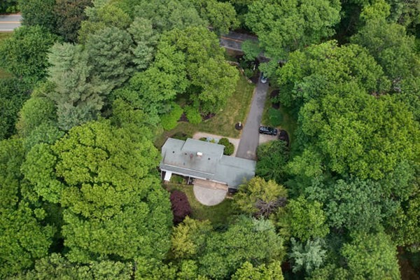 55 Woodridge Road Wayland, MA 01778 - Photo 38 of 39 Gallery Image 38