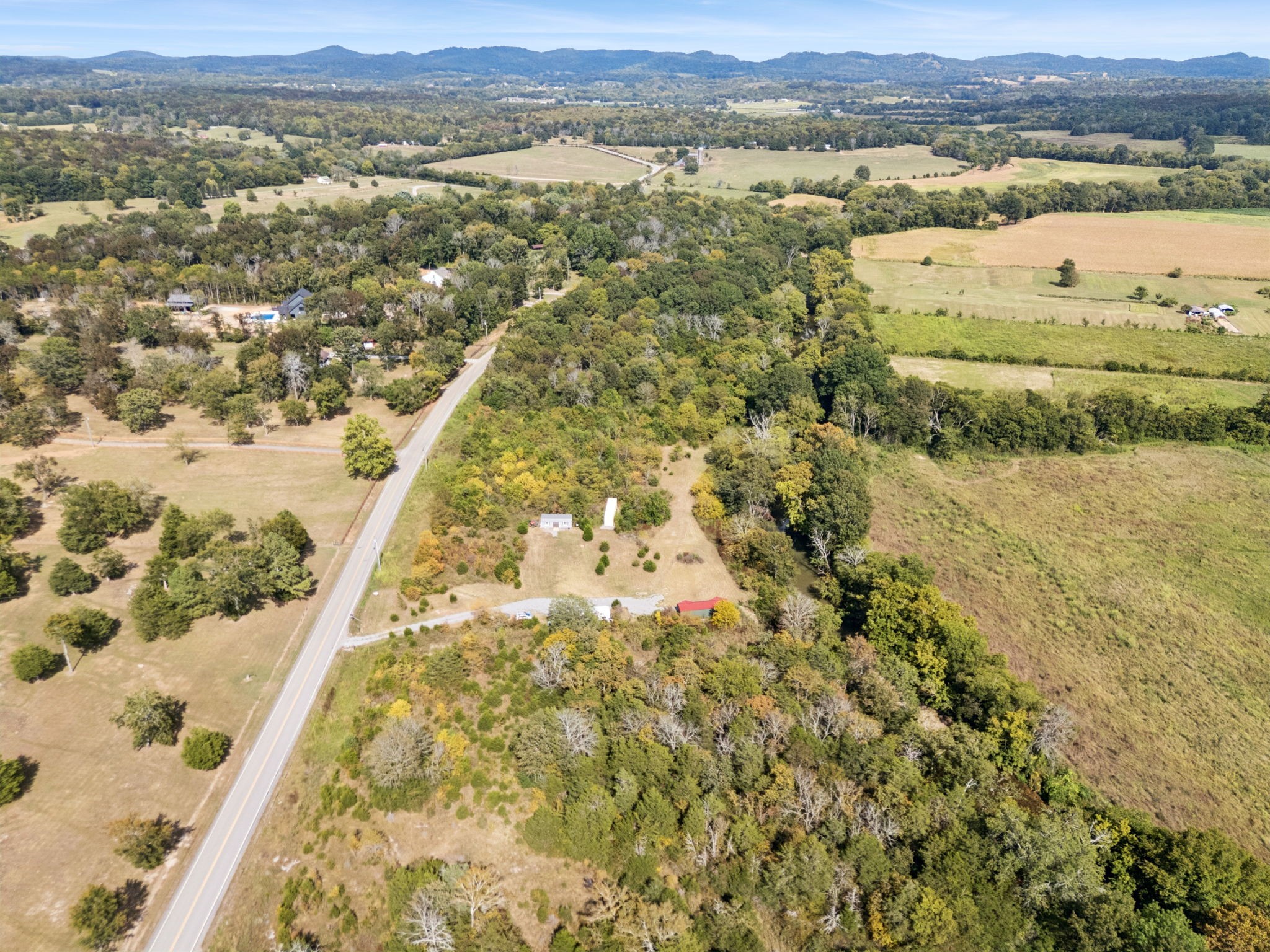 5252 Simmons Bluff Road Lebanon, TN 37090 - Photo 11 of 39 a view of a city