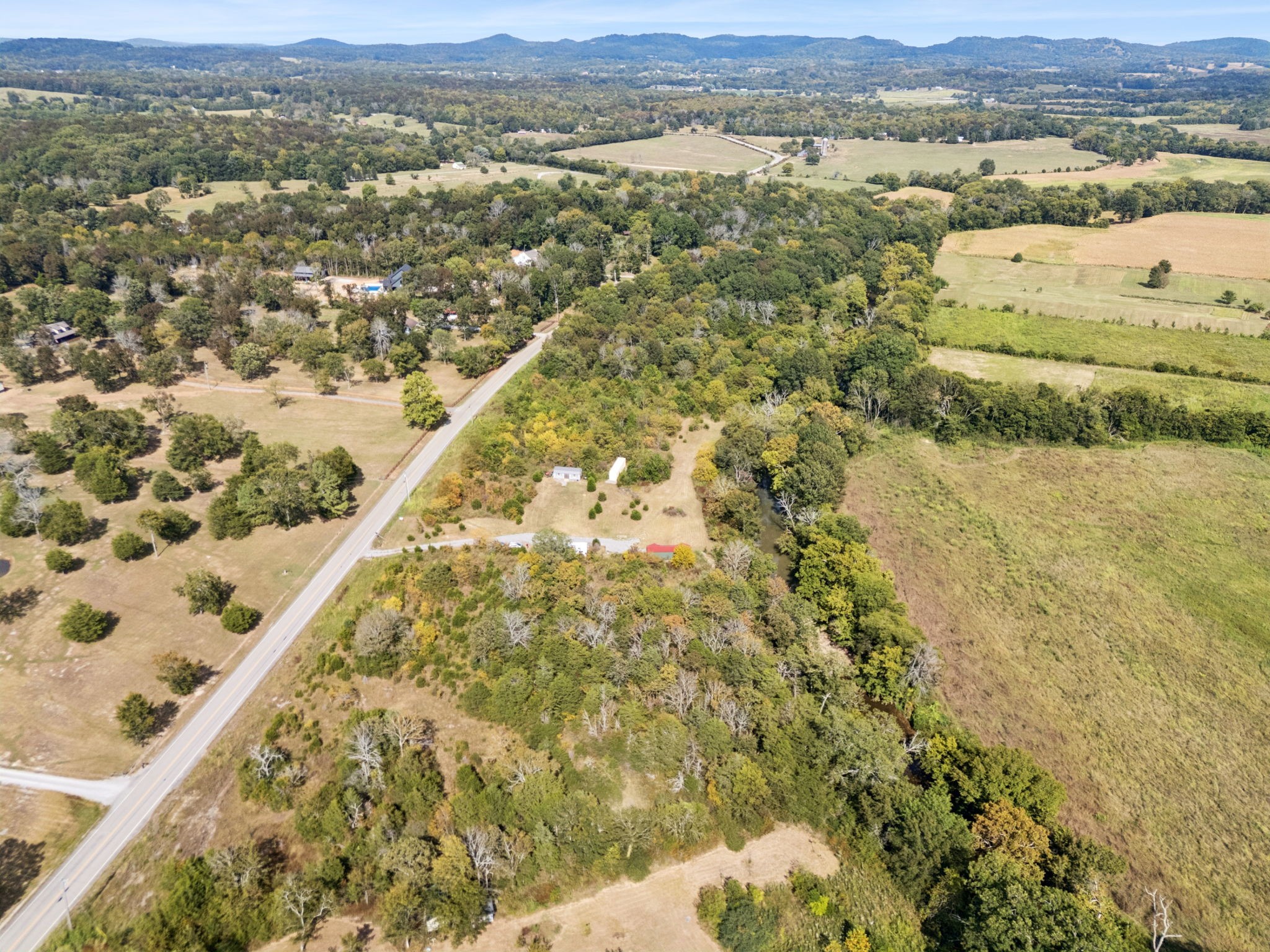 5252 Simmons Bluff Road Lebanon, TN 37090 - Photo 14 of 39 view of city and mountain