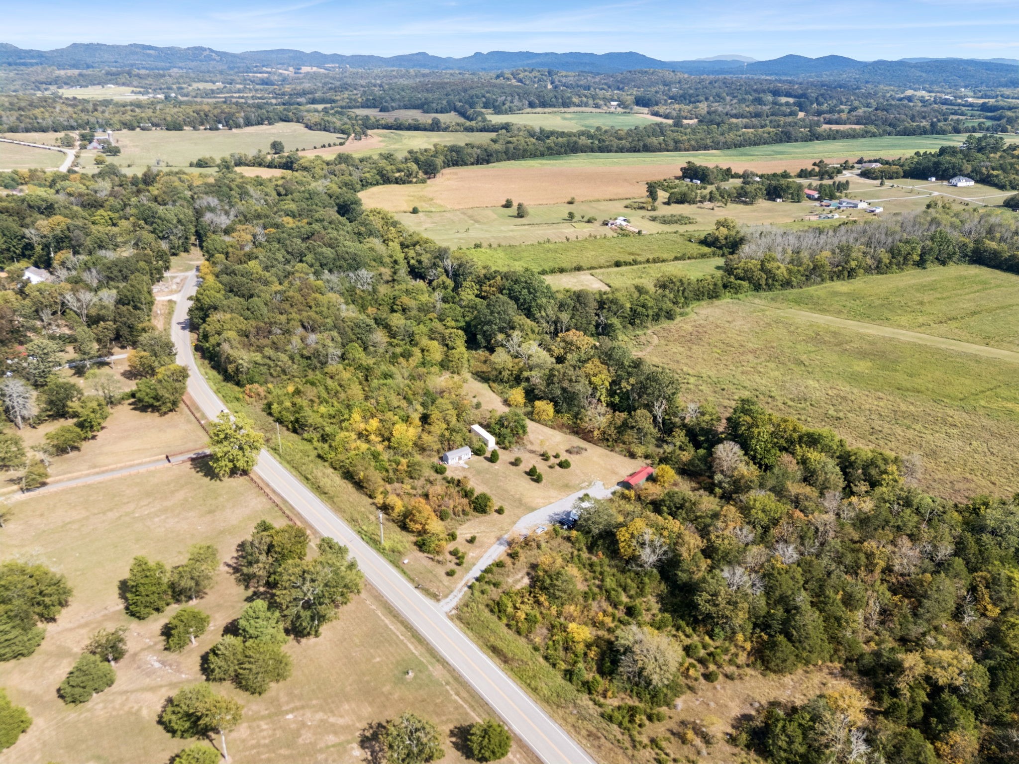 5252 Simmons Bluff Road Lebanon, TN 37090 - Photo 8 of 39 a view of lake with mountain
