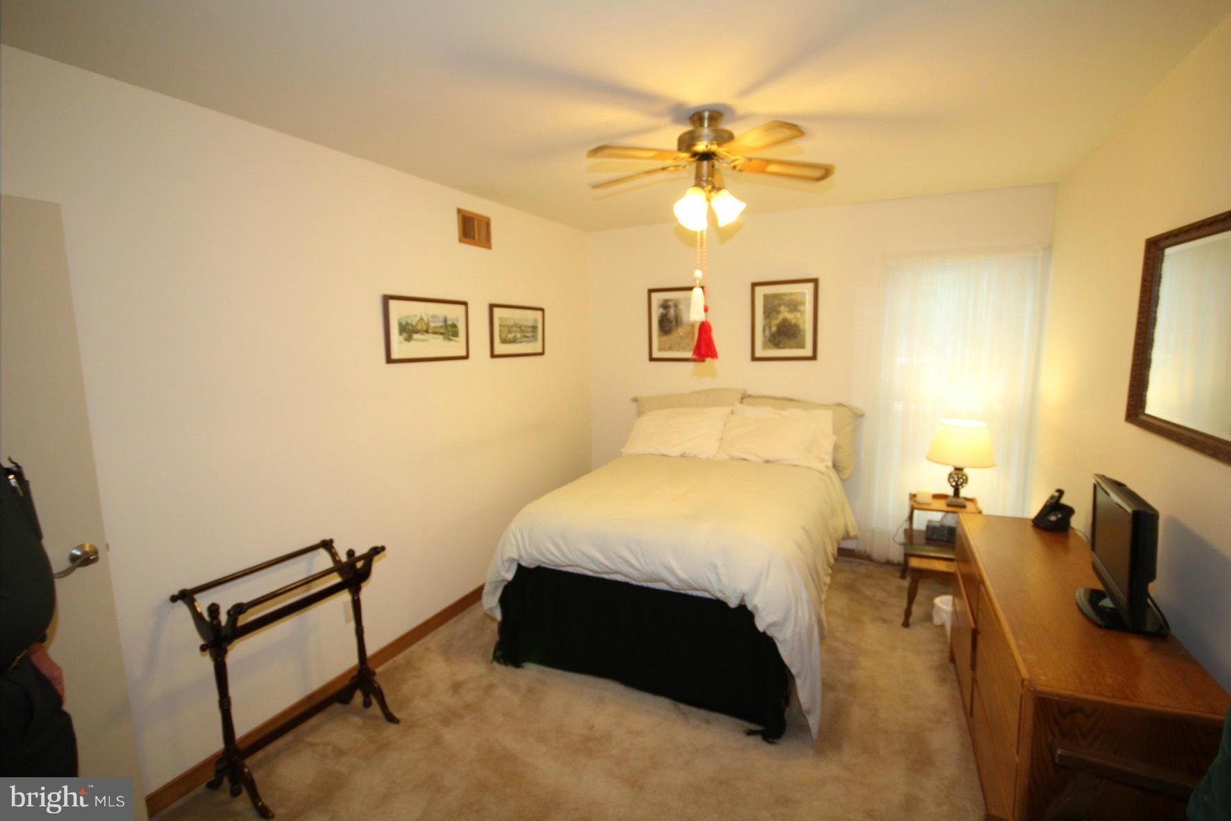 5823 Royal Ridge Drive, Unit C Springfield, VA 22152 - Photo 14 of 30 Bedroom (Master)