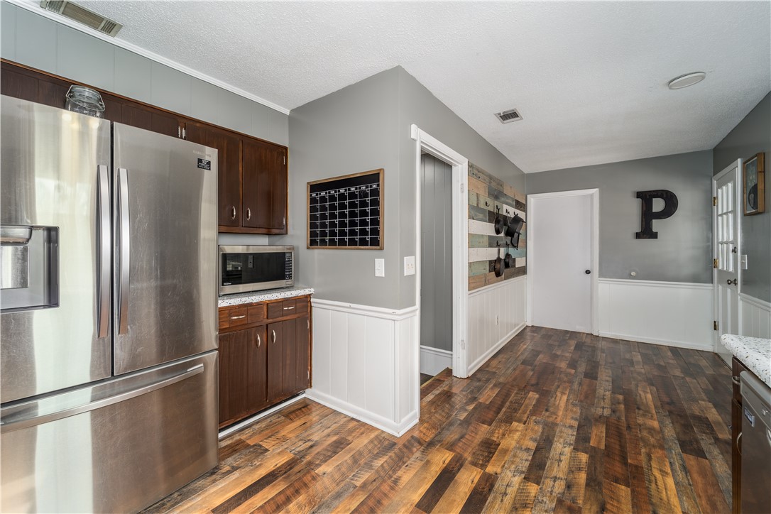 1561 Huckaby Road Waycross, GA 31503 - Photo 10 of 28