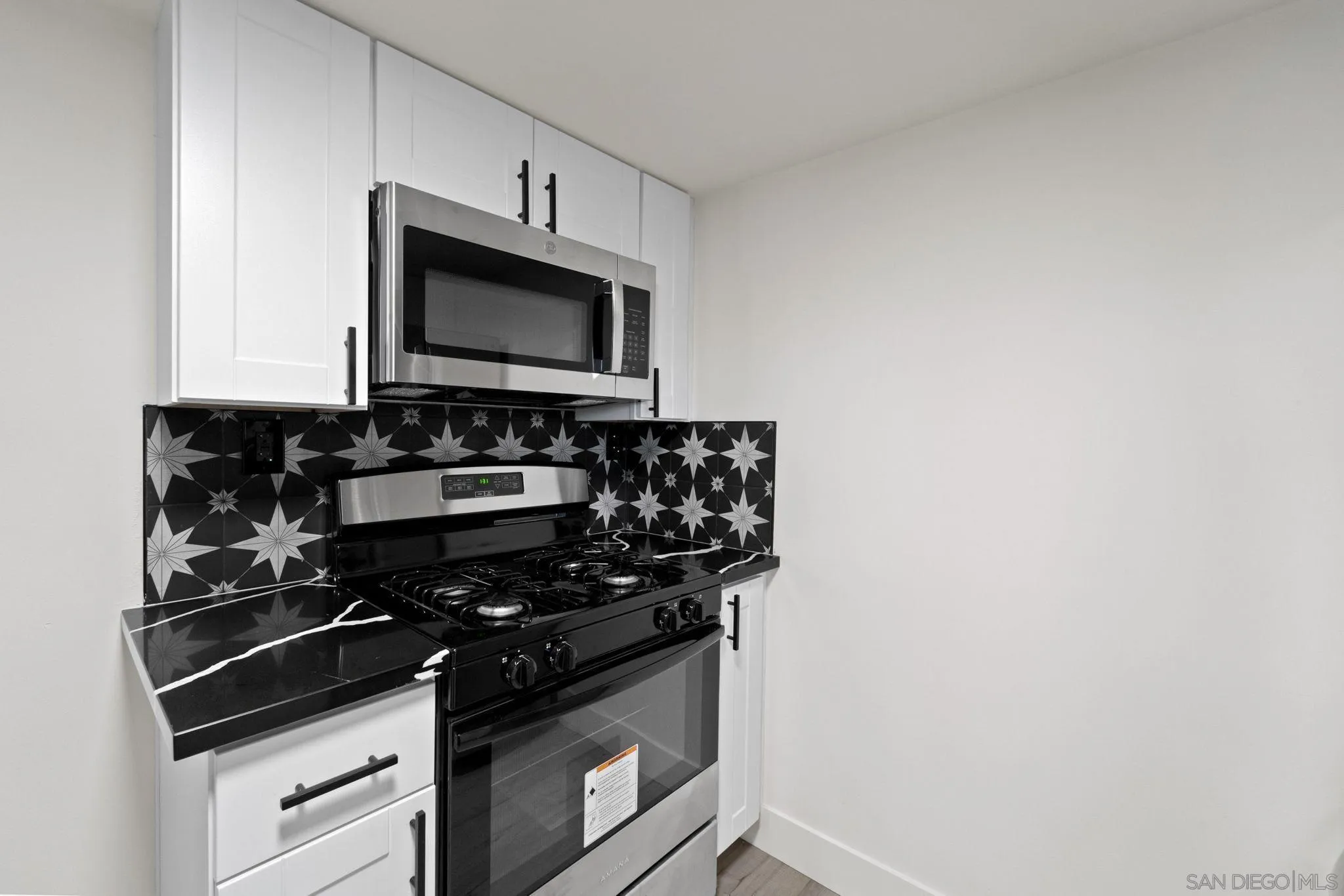 10150 Del Rio Road Spring Valley, CA 91977 - Photo 32 of 42 Gallery Image 32