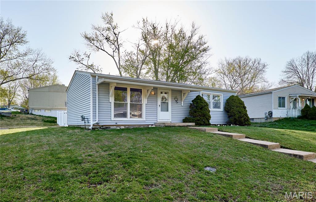 21 Deerpath Drive St. Peters, MO 63376 - Photo 2 of 26