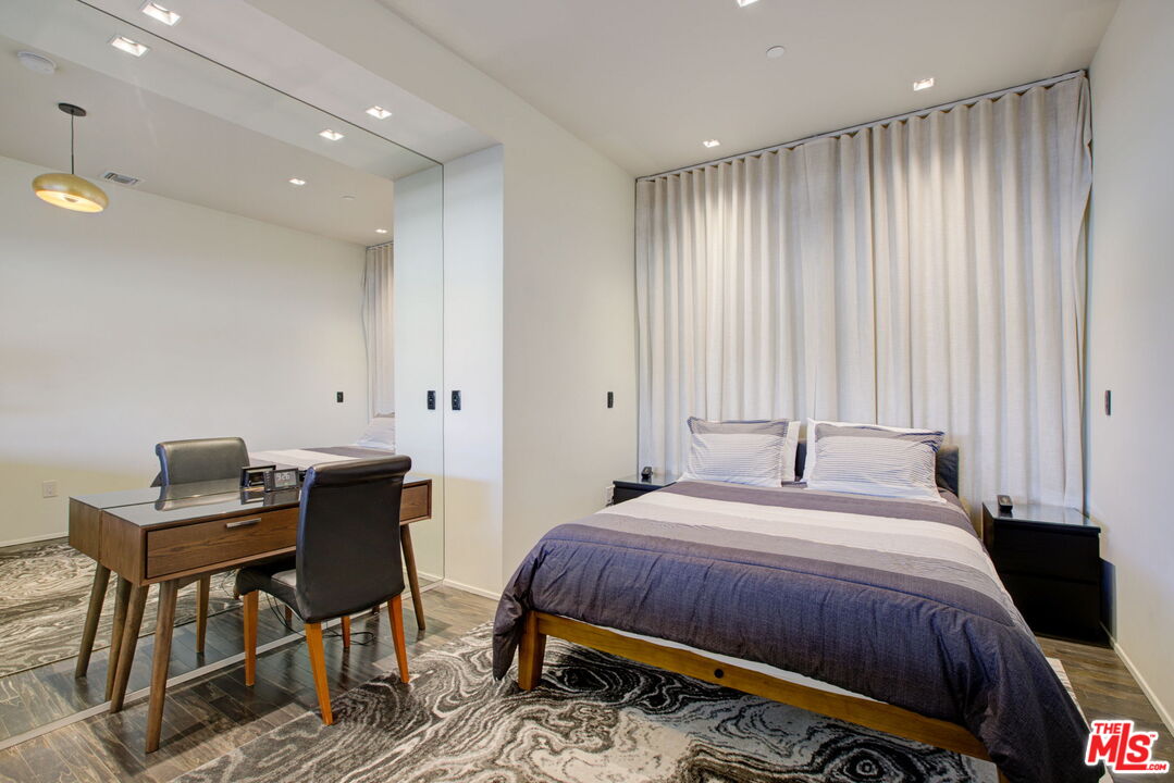 1645 Vine Street, Unit 908 Los Angeles, CA 90028 - Photo 29 of 58