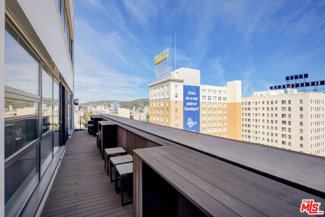 1645 Vine Street, Unit 908 Los Angeles, CA 90028 - Photo 39 of 58