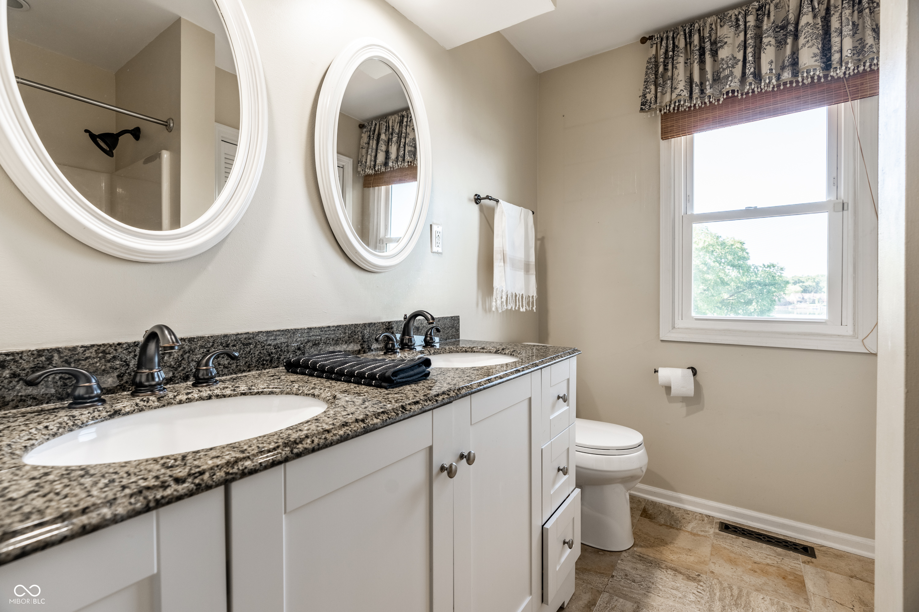 5225 Fall Creek Road Indianapolis, IN 46220 - Photo 41 of 57