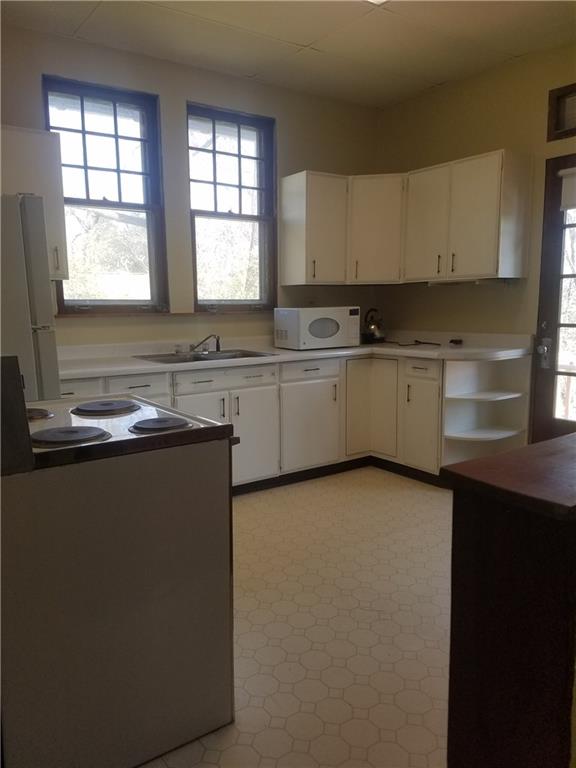 515 Bevington Road Pittsburgh, PA 15221 - Photo 12 of 22 Gallery Image 12
