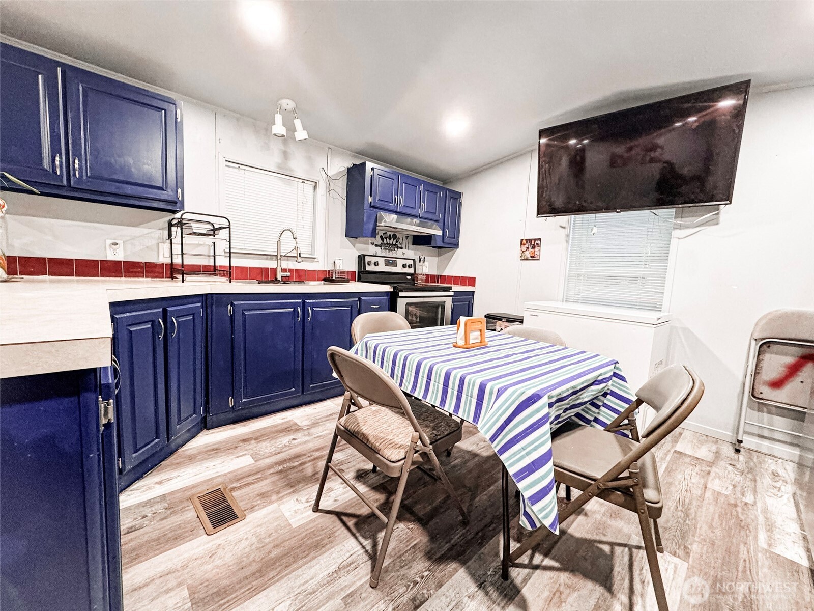 24356 Wicker Road, Unit 21 Sedro-Woolley, WA 98284 - Photo 7 of 14 Gallery Image 7
