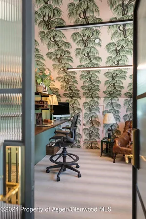 $250,000 | 701 Gibson Avenue, Aspen, CO 81611