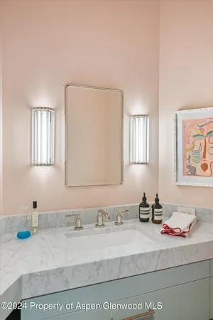 $250,000 | 701 Gibson Avenue, Aspen, CO 81611