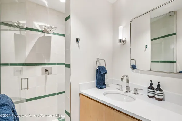 $250,000 | 701 Gibson Avenue, Aspen, CO 81611