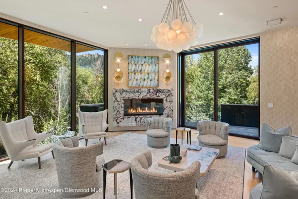 $250,000 | 701 Gibson Avenue, Aspen, CO 81611