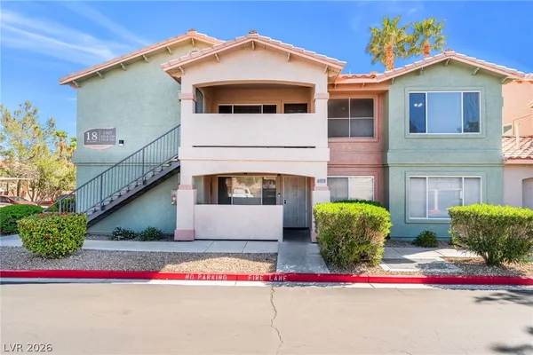 $1,495 | 350 South Durango Drive, Unit 233, Las Vegas, NV 89145