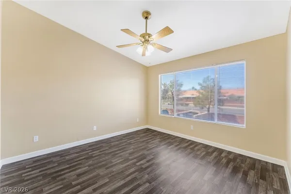 $1,495 | 350 South Durango Drive, Unit 233, Las Vegas, NV 89145