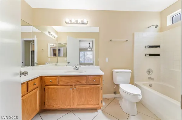 $1,495 | 350 South Durango Drive, Unit 233, Las Vegas, NV 89145