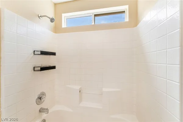 $1,495 | 350 South Durango Drive, Unit 233, Las Vegas, NV 89145