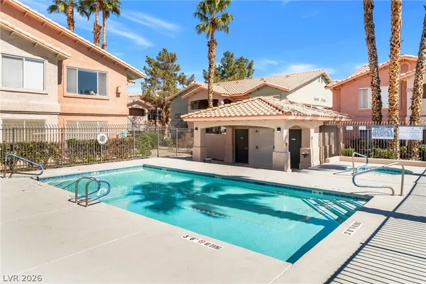 $1,495 | 350 South Durango Drive, Unit 233, Las Vegas, NV 89145