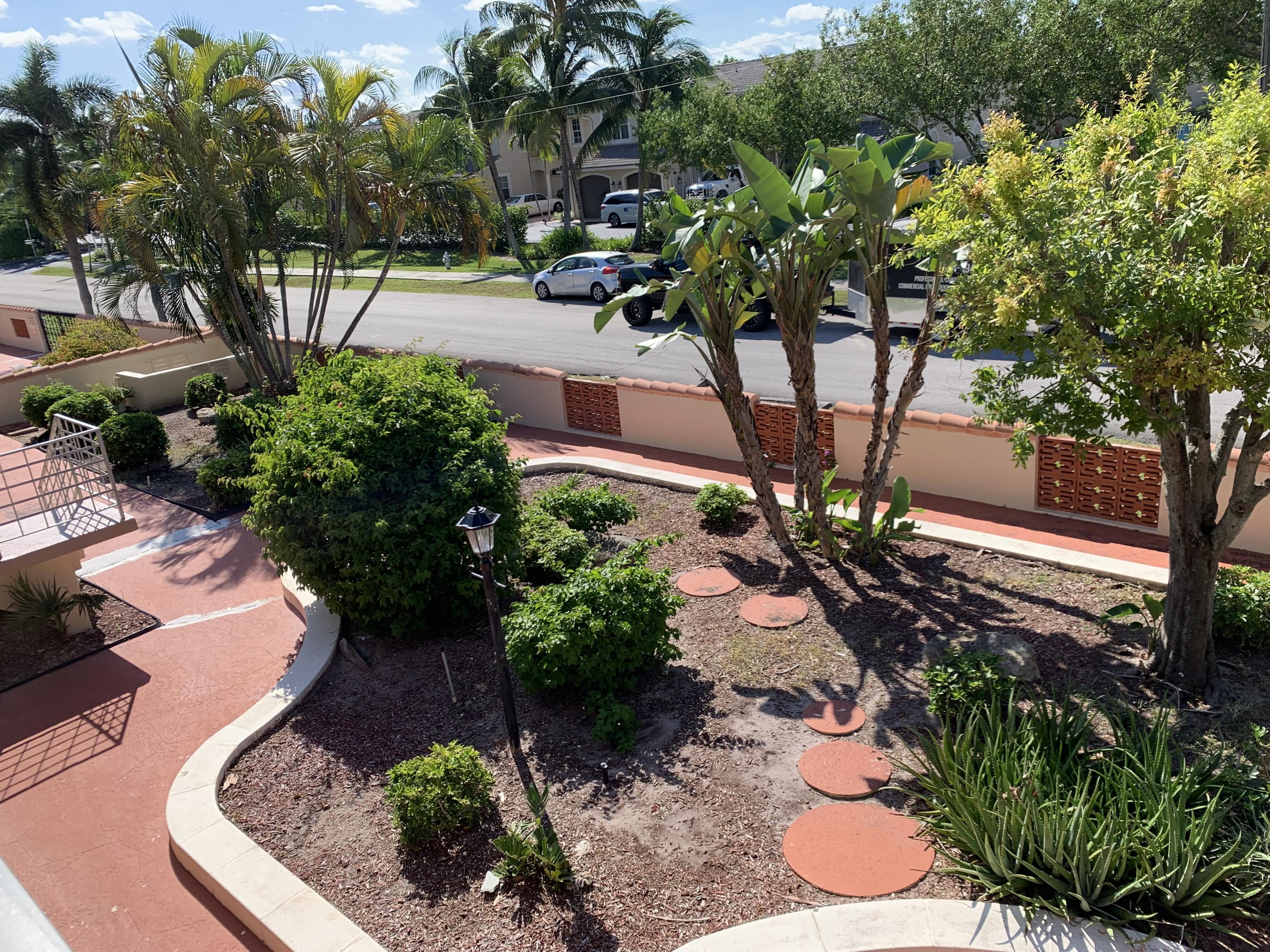 371 Southwest 8th Street, Unit 2C Boca Raton, FL 33432 - Photo 17 of 20 View
