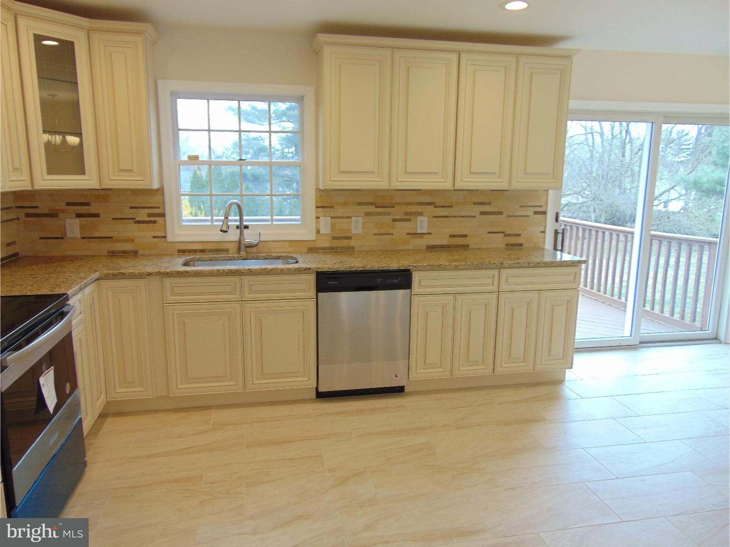 170 Old Spring Road Coatesville, PA 19320 - Photo 4 of 24