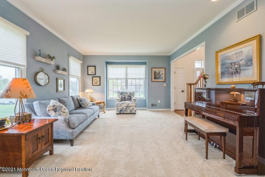 135 Pin Oak Road Freehold, NJ 07728 - Photo 12 of 26 23_135PinOakRd_2051_LowRes