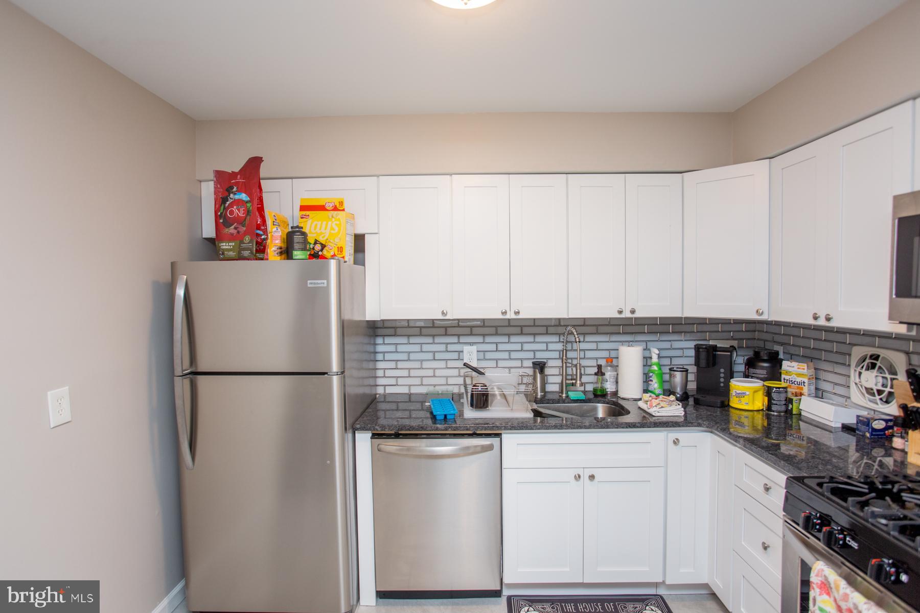 10849 Academy Road Philadelphia, PA 19154 - Photo 17 of 58