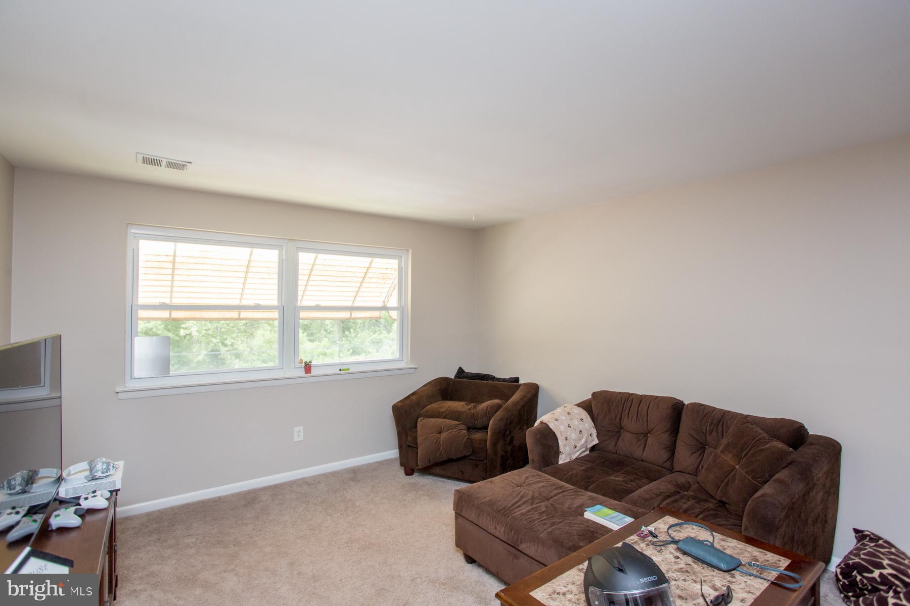 10849 Academy Road Philadelphia, PA 19154 - Photo 8 of 58