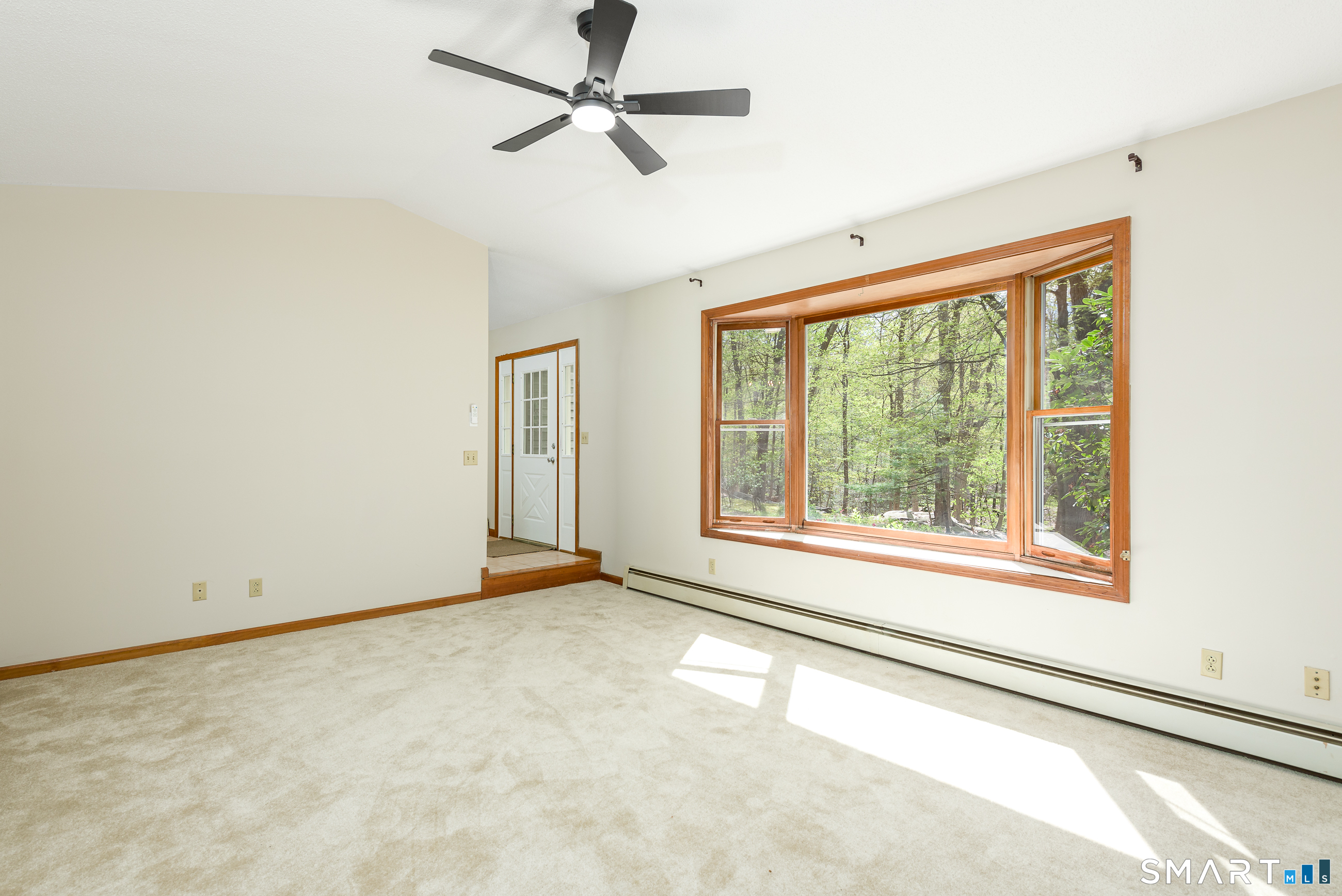 107 Bamforth Road Vernon, CT 06066 - Photo 14 of 40