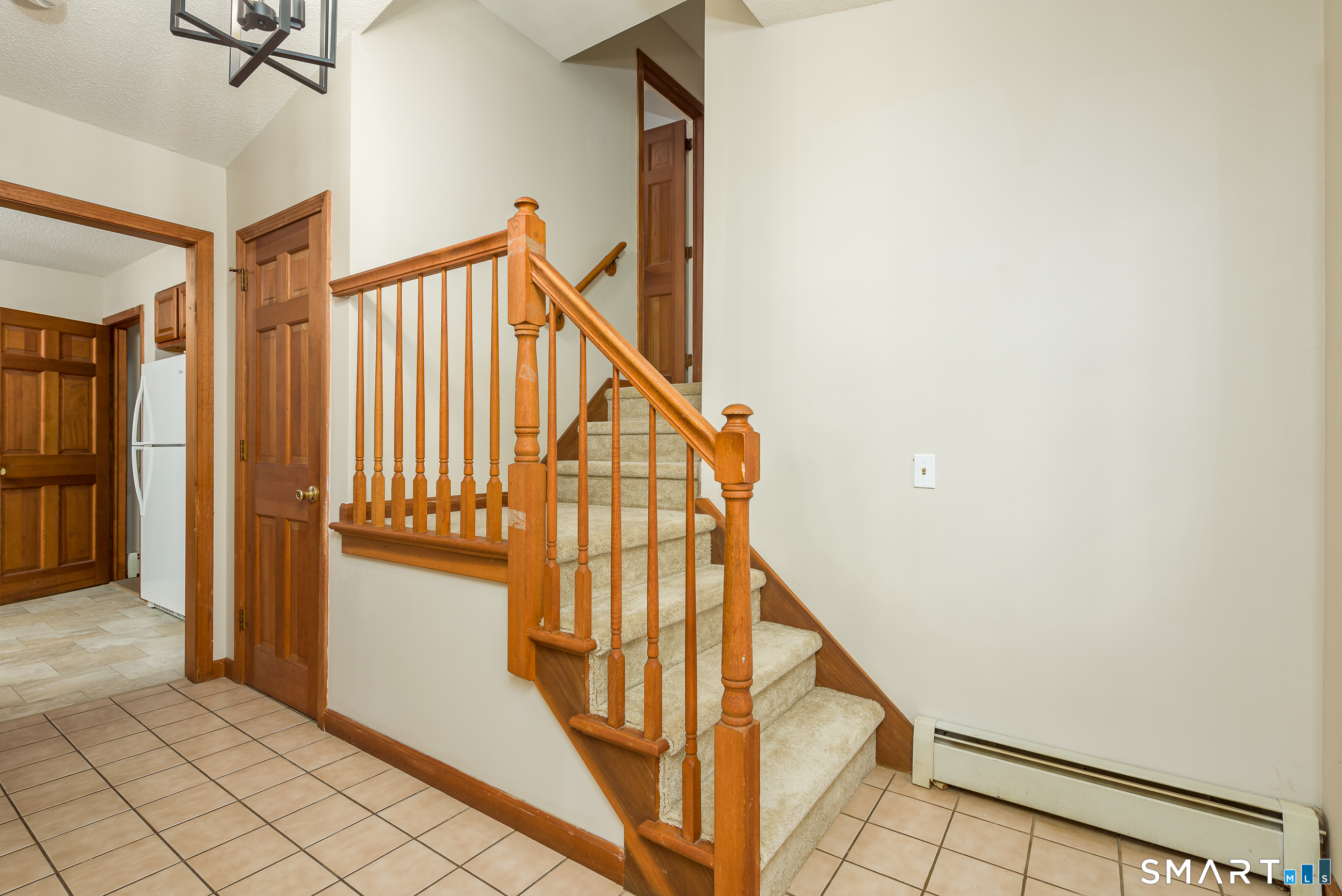 107 Bamforth Road Vernon, CT 06066 - Photo 15 of 40