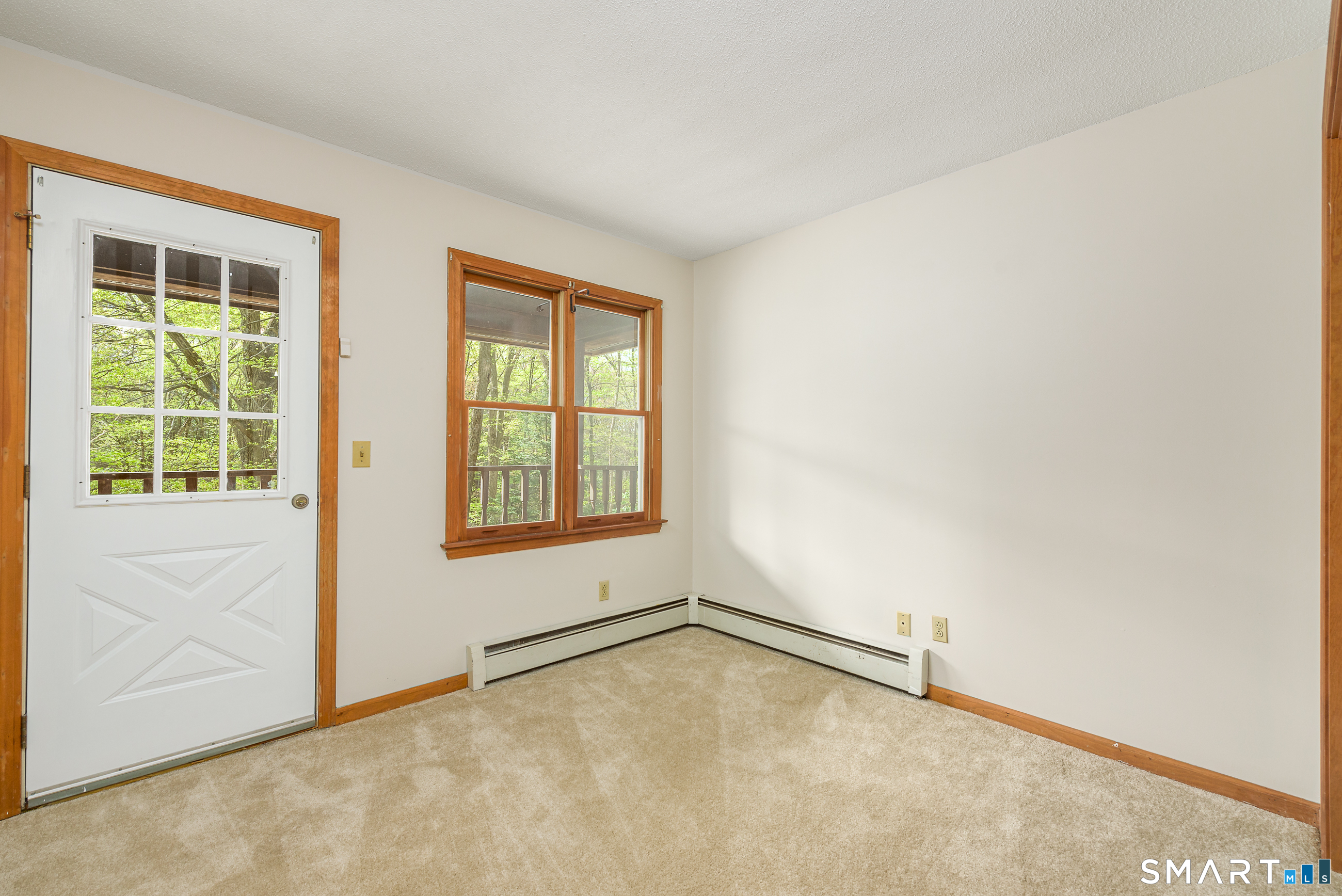 107 Bamforth Road Vernon, CT 06066 - Photo 19 of 40
