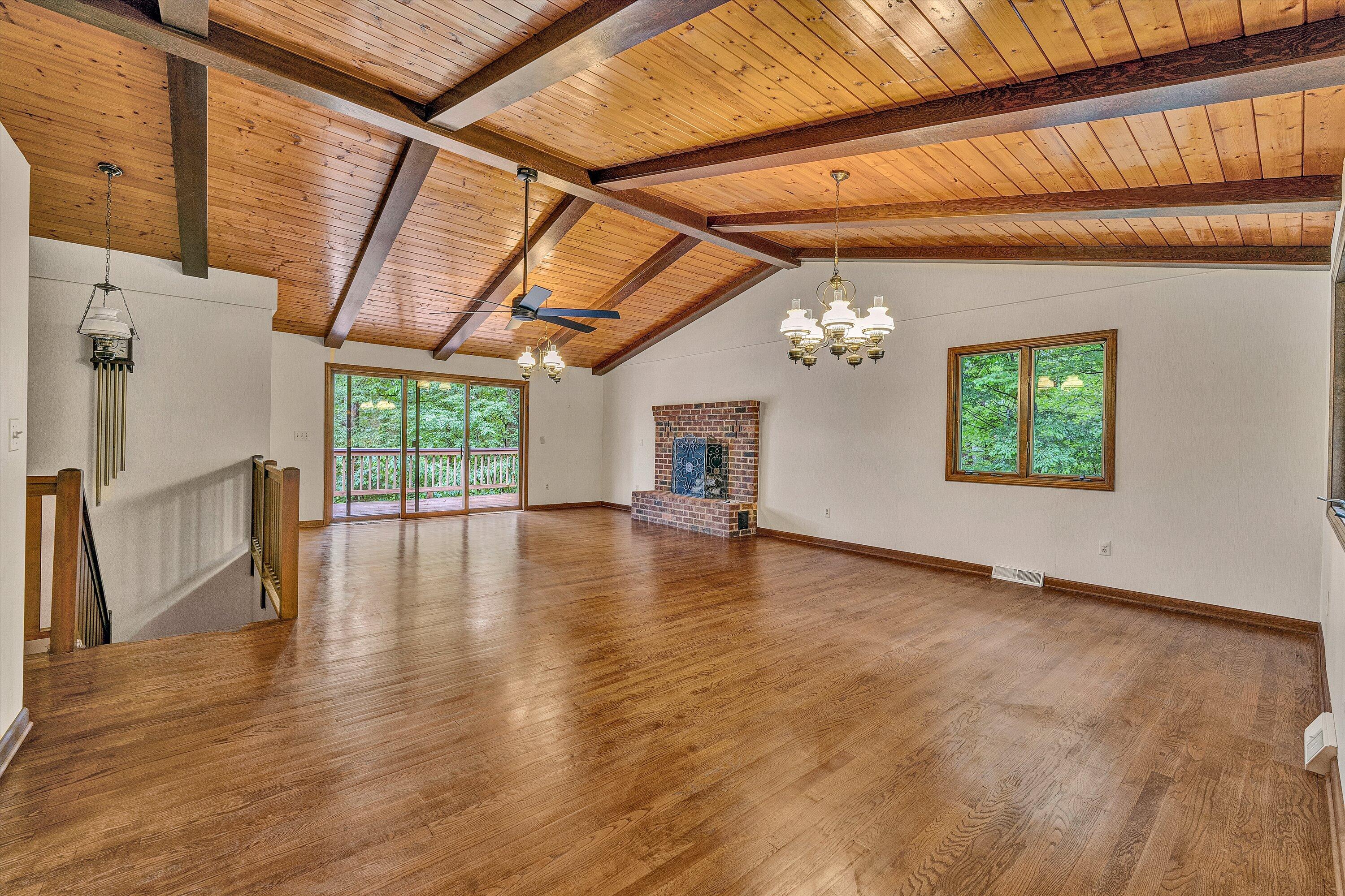 211 Wilderness Way Moneta, VA 24121 - Photo 9 of 41 09-SGP-4