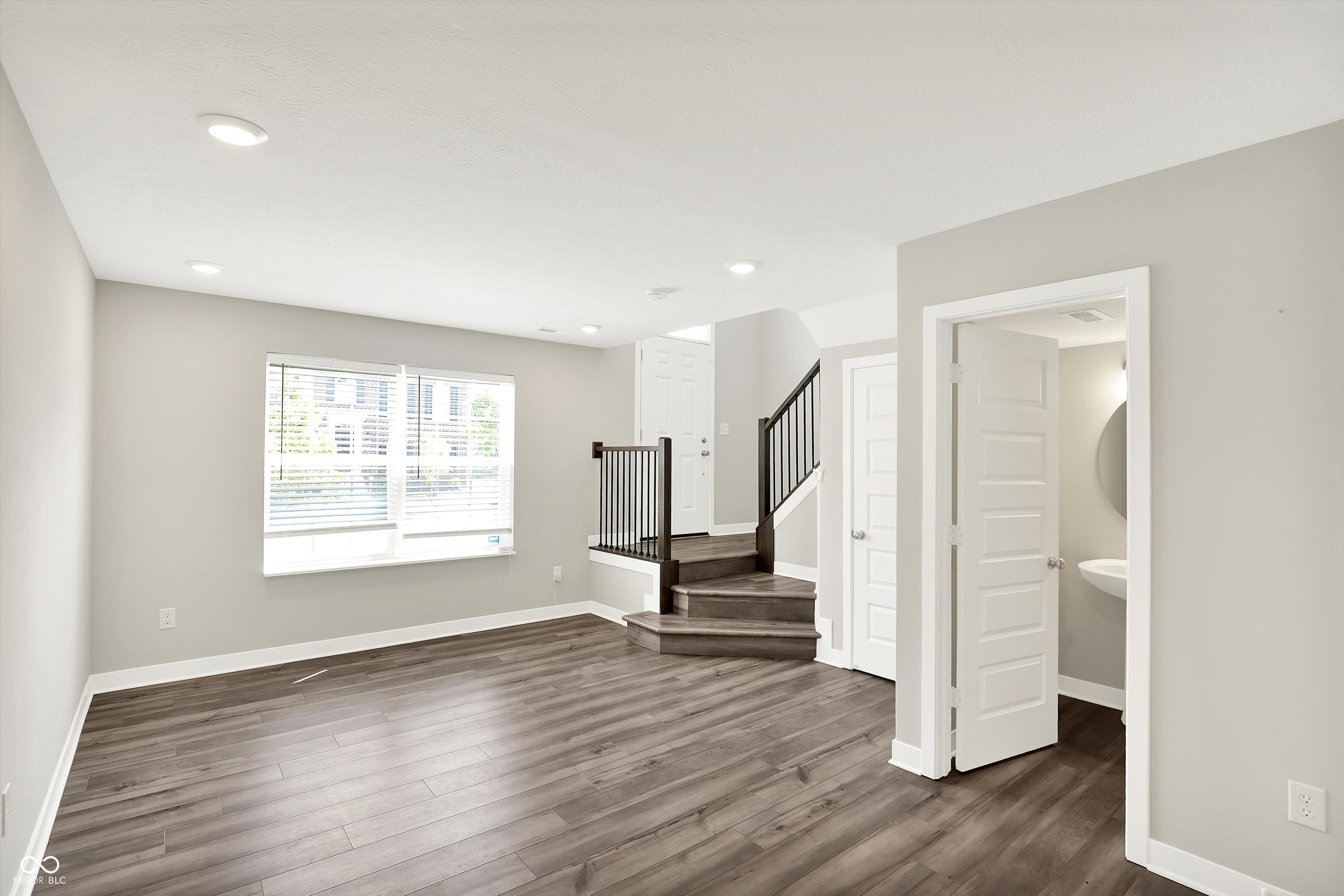 7006 Equality Boulevard Carmel, IN 46033 - Photo 6 of 40