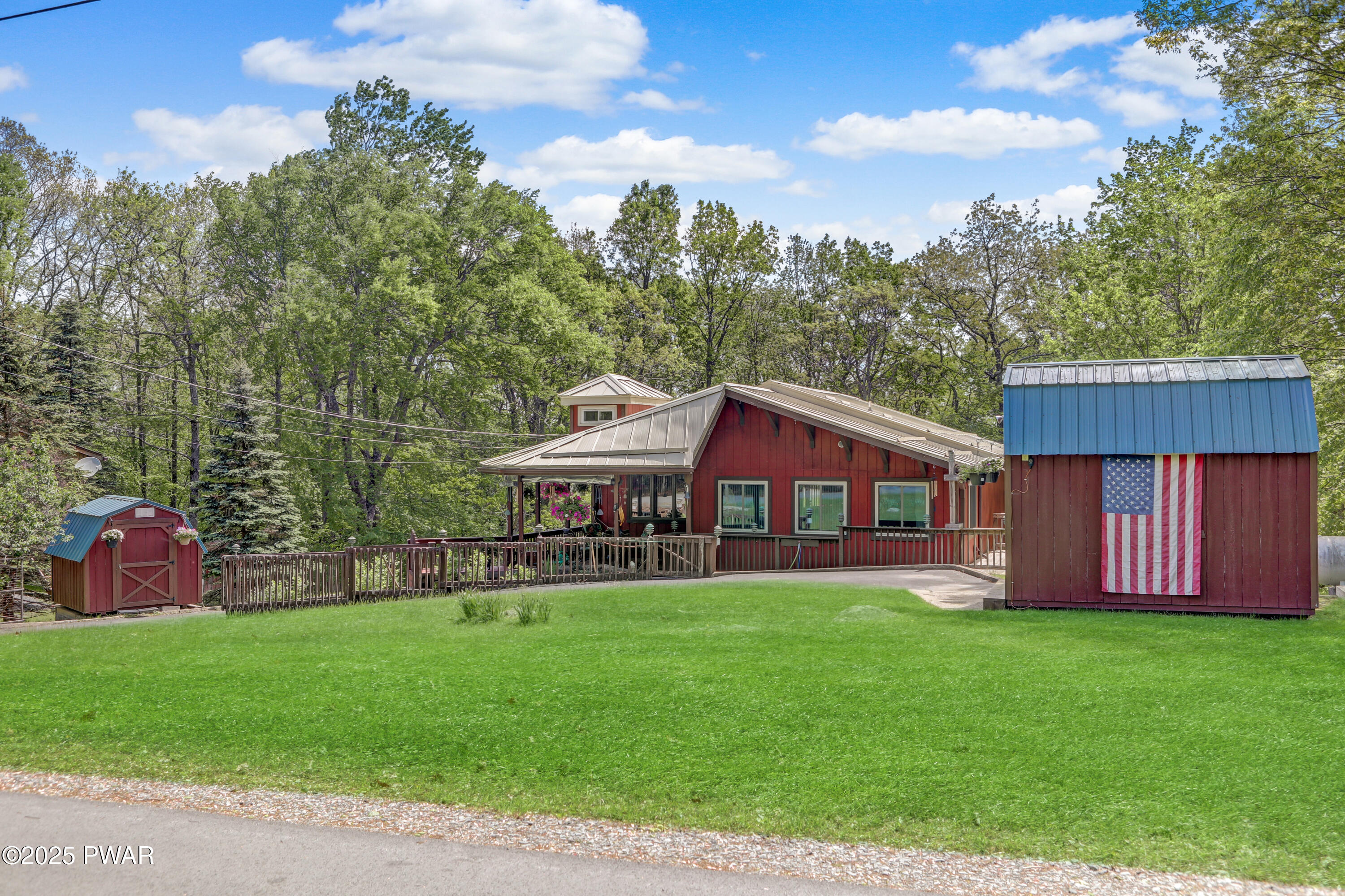 109 Bald Ridge Road Milford, PA 18337 - Photo 2 of 24 ZORZ2711_2_3