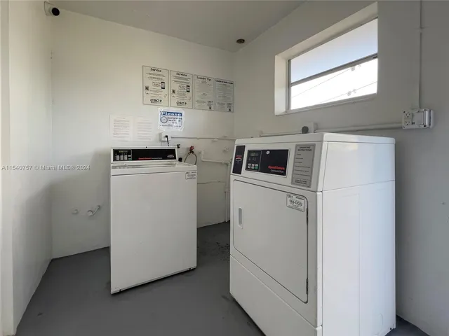 $2,900 | 7904 West Drive, Unit 304, North Bay Village, FL 33141