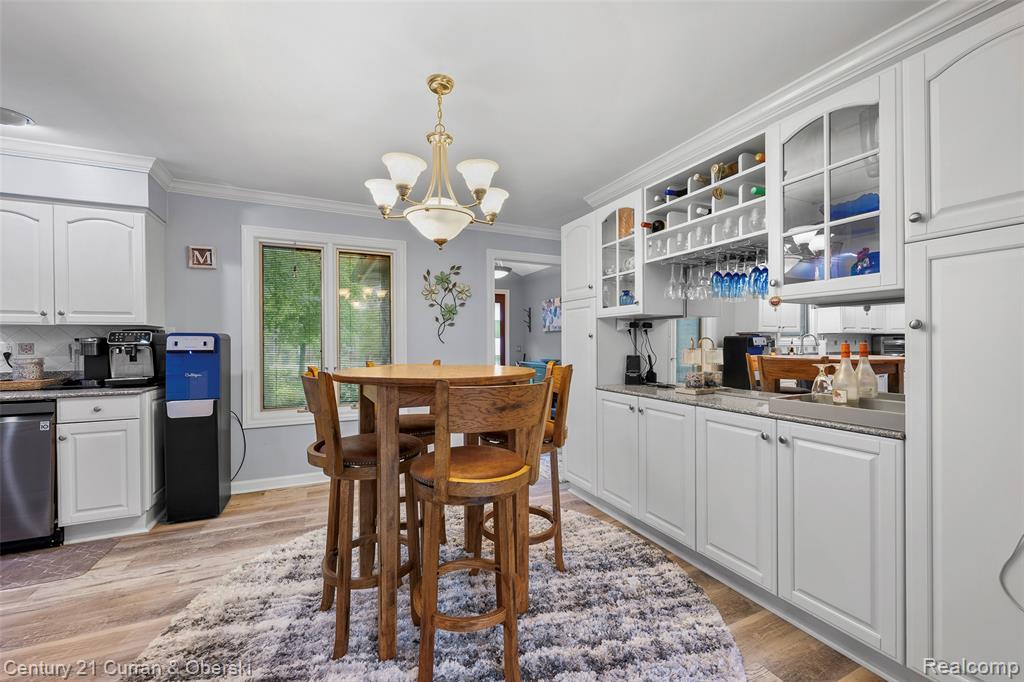 1162 Heights Road Lake Orion, MI 48362 - Photo 7 of 59 Gallery Image 7